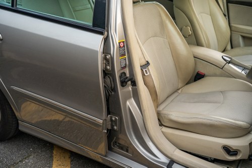 2003 Mercedes E320 Avantgarde (W211) till salu (bild 47 av 165)