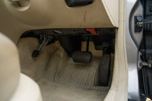 2003 Mercedes E320 Avantgarde (W211) till salu (bild 49 av 165)