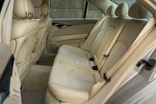 2003 Mercedes E320 Avantgarde (W211) till salu (bild 55 av 165)