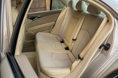 2003 Mercedes E320 Avantgarde (W211) till salu (bild 56 av 165)