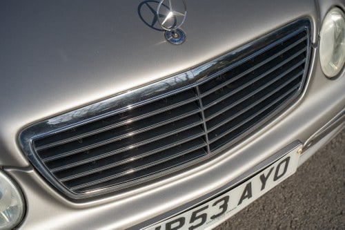 2003 Mercedes E320 Avantgarde (W211) till salu (bild 89 av 165)