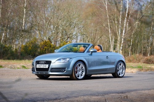2007 Audi TT 3.2 V6 Roadster till salu (bild 3 av 191)
