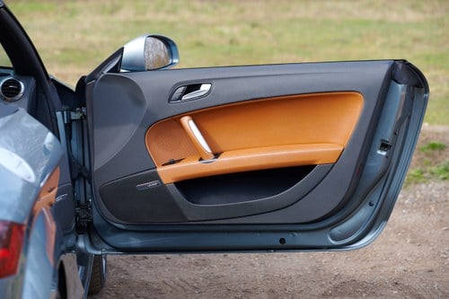 2007 Audi TT 3.2 V6 Roadster till salu (bild 32 av 191)