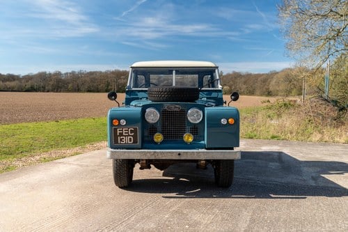 1966 Land Rover Series IIA 88" For Sale (picture 4 of 159)