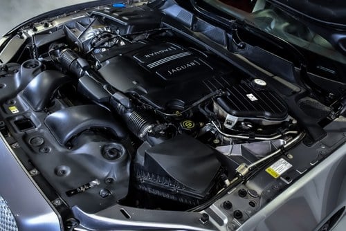 2012 Jaguar XJ Saloon 5,0L V8 En venta (imagen 74 de 77)