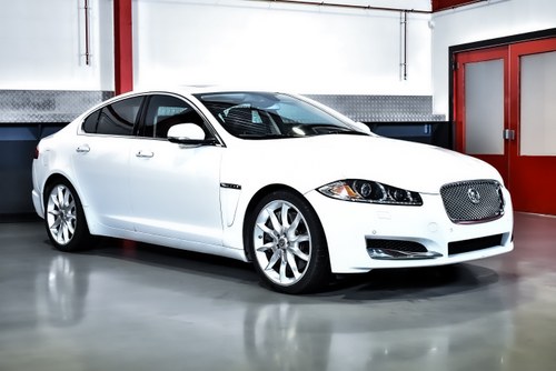 2012 Jaguar XF Saloon 5,0L Supercharged V8 In vendita (immagine 1 di 91)