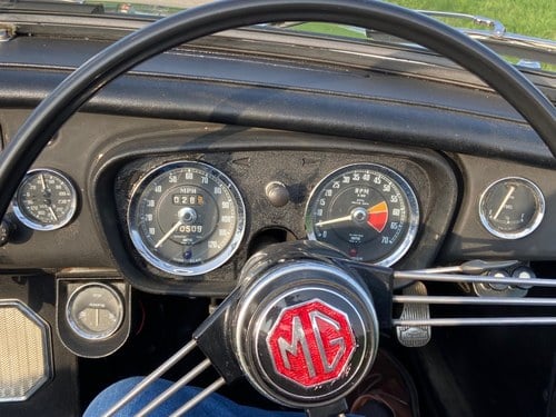 1966 MG MGB For Sale (picture 16 of 99)