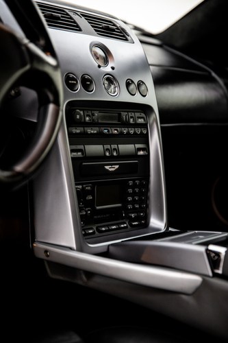 2001 Aston Martin Vanquish In vendita (immagine 15 di 67)