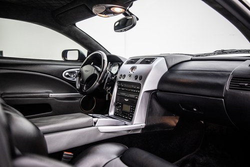2001 Aston Martin Vanquish In vendita (immagine 27 di 67)