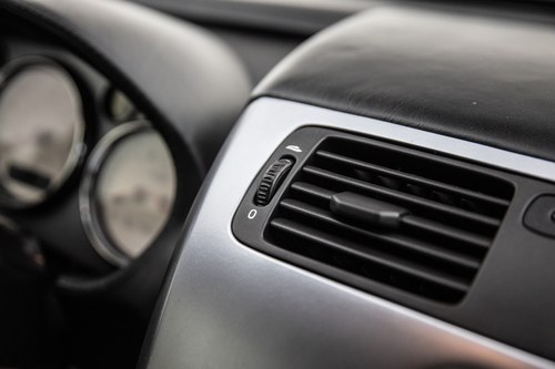 2001 Aston Martin Vanquish In vendita (immagine 40 di 67)