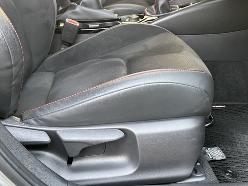 2023 Toyota GR Corolla Circuit Edition à venda (imagem 50 de 87)