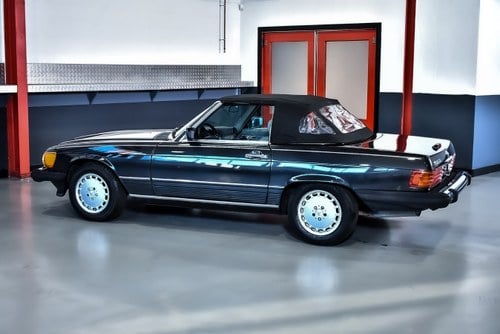 1988 Mercedes-Benz R107 560SL zum Verkauf (Bild 27 von 97)