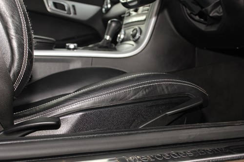 2014 Mercedes-Benz R172 SLK350 AMG Sport BlueEfficiency till salu (bild 52 av 146)