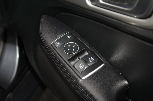 2014 Mercedes-Benz R172 SLK350 AMG Sport BlueEfficiency till salu (bild 53 av 146)