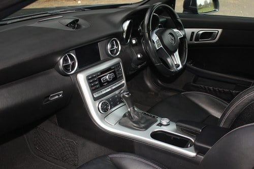 2014 Mercedes-Benz R172 SLK350 AMG Sport BlueEfficiency till salu (bild 65 av 146)