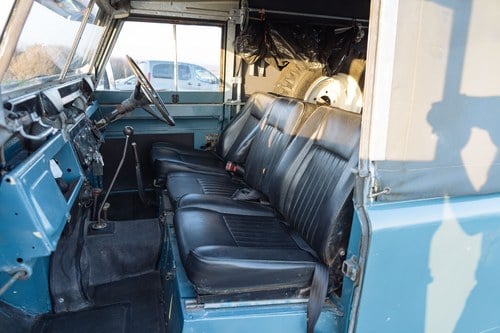 1971 Land Rover Series IIA 109" till salu (bild 36 av 98)