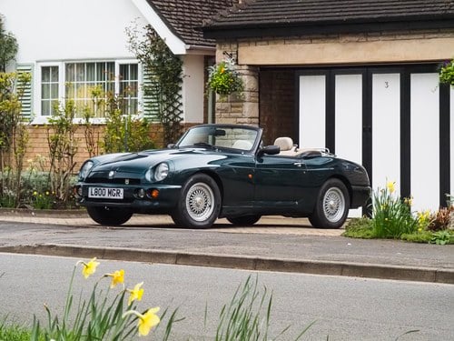 1994 MG RV8 Te koop (foto 3 van 119)
