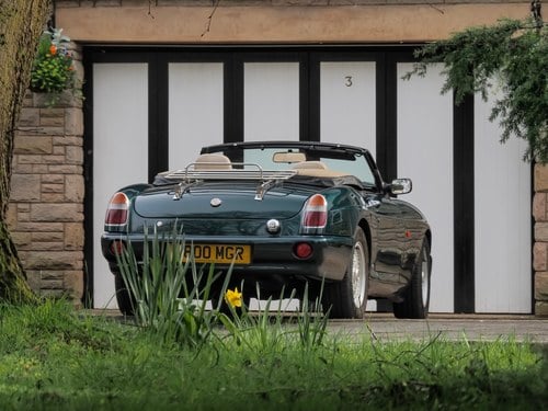 1994 MG RV8 Te koop (foto 13 van 119)