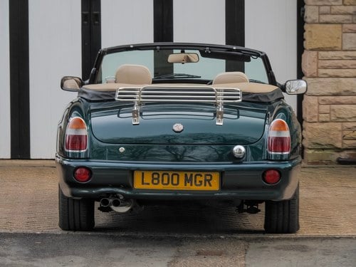 1994 MG RV8 Te koop (foto 18 van 119)