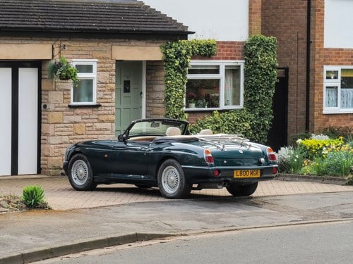 1994 MG RV8 Te koop (foto 21 van 119)