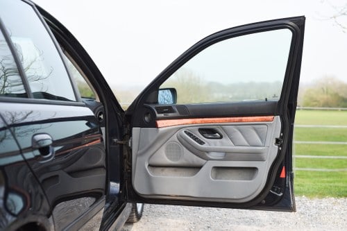 2000 Alpina B10 3.3 Saloon - Manual In vendita (immagine 27 di 180)