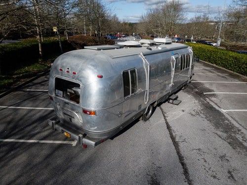 1991 Airstream Classic 300LE In vendita (immagine 25 di 221)