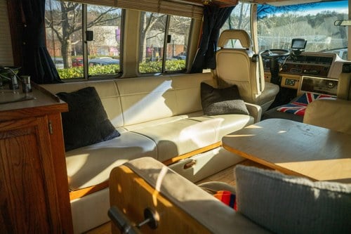 1991 Airstream Classic 300LE In vendita (immagine 53 di 221)