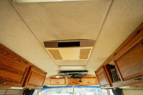 1991 Airstream Classic 300LE In vendita (immagine 56 di 221)