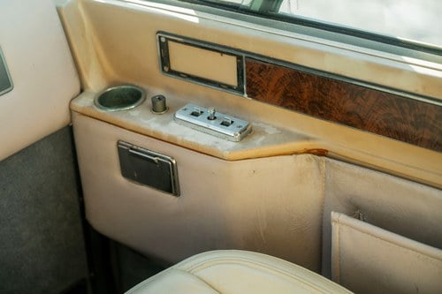 1991 Airstream Classic 300LE In vendita (immagine 59 di 221)