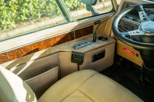1991 Airstream Classic 300LE In vendita (immagine 39 di 221)