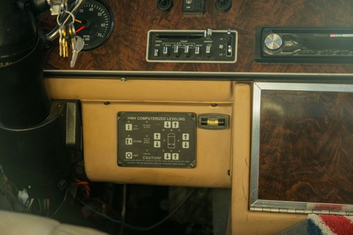 1991 Airstream Classic 300LE In vendita (immagine 40 di 221)