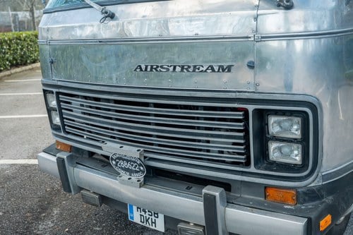 1991 Airstream Classic 300LE In vendita (immagine 107 di 221)