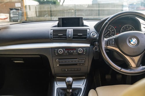 2007 BMW 130i LE M Sport (E87) 1 of 160 In vendita (immagine 85 di 159)