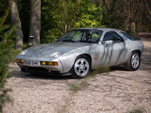 1984 Porsche 928 S2 till salu (bild 11 av 403)