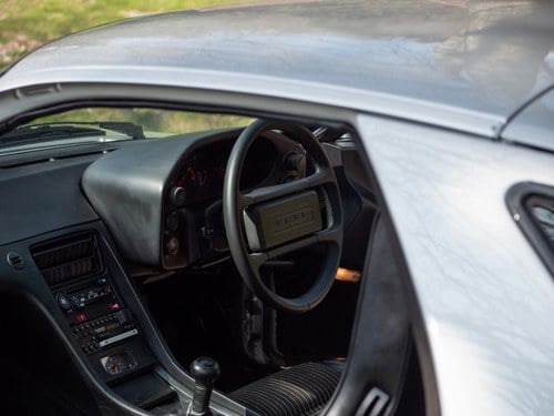 1984 Porsche 928 S2 till salu (bild 47 av 403)