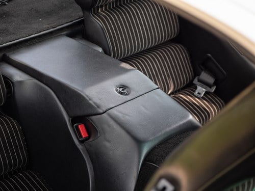 1984 Porsche 928 S2 till salu (bild 77 av 403)