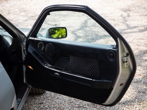 1984 Porsche 928 S2 till salu (bild 87 av 403)