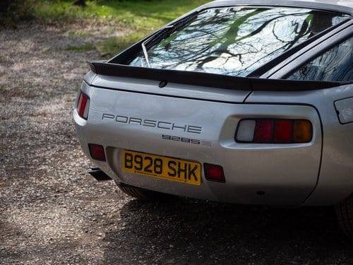 1984 Porsche 928 S2 till salu (bild 154 av 403)