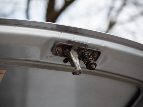 1984 Porsche 928 S2 till salu (bild 262 av 403)