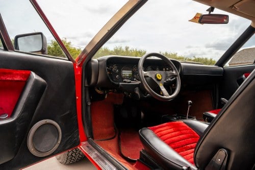 1975 Ferrari 208GT4 Dino LHD zum Verkauf (Bild 9 von 155)
