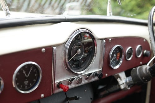 1967 Morris Minor Pickup Te koop (foto 67 van 242)