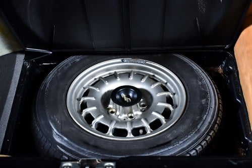 1982 Mercedes-Benz R107 380SL Convertible 3,8L V8 For Sale (picture 67 of 125)