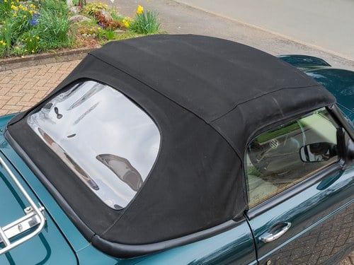 1994 MG RV8 Te koop (foto 86 van 119)