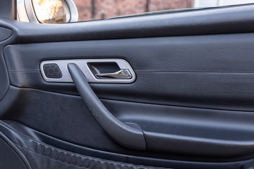 2004 Mercedes-Benz R170 SLK230 For Sale (picture 41 of 107)