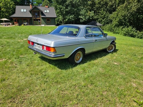 1984 Mercedes-Benz C123 280CE Automatic à vendre (picture 13 of 125)