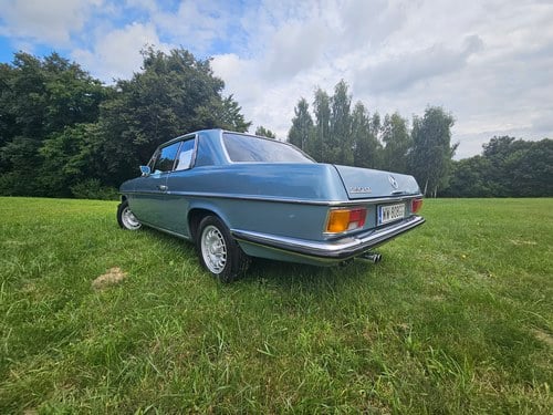 1971 Mercedes-Benz W114 250CE - Five-Speed Manual In vendita (immagine 11 di 130)