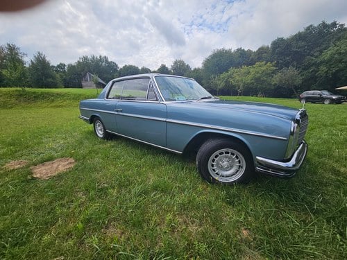 1971 Mercedes-Benz W114 250CE - Five-Speed Manual In vendita (immagine 20 di 130)