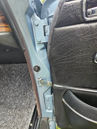 1971 Mercedes-Benz W114 250CE - Five-Speed Manual In vendita (immagine 28 di 130)