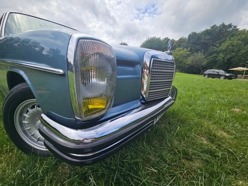 1971 Mercedes-Benz W114 250CE - Five-Speed Manual In vendita (immagine 75 di 130)