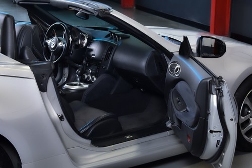 2010 Nissan 370Z Convertible 3,7L V6 (Sport PKG) till salu (bild 49 av 109)